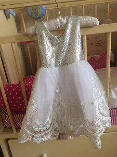 Нарядное платье для девочки