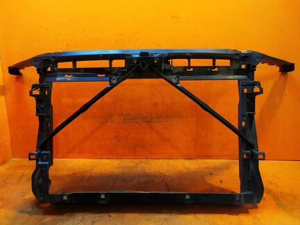 Панель передняя (суппорт радиатора) Skoda Octavia