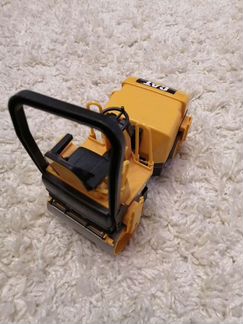 Машинка асфальтовый каток