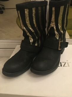 Женские осенние сапоги