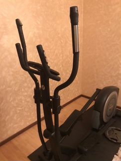 Эллиптический тренажер