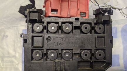 Блок силовых предохранителейgl164 A1645400350