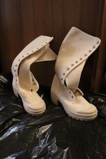 Женские сапоги