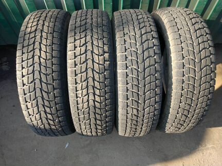 Шины 225 65 17 Dunlop SJ6