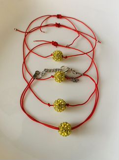 Браслет на удачу Шамбала, красная нить