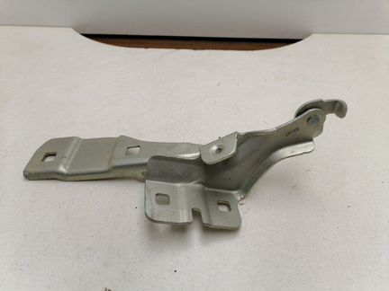 Петля капота передняя левая Renault Arkana 1