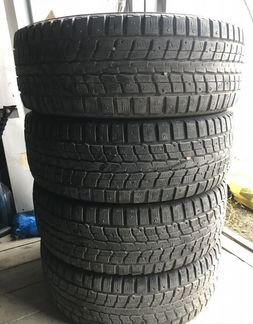 215 60 17 Dunlop SP Winter ICE 01 31QT