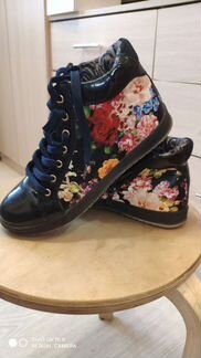 Ботинки для девочки