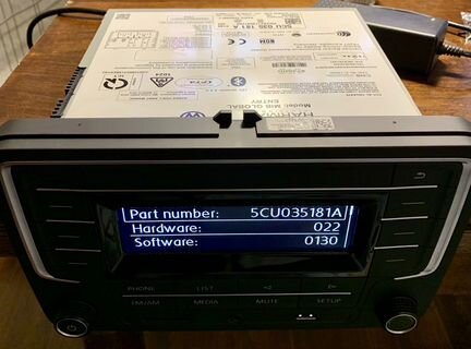 Головное устройство VW Harman R140G 5CU 035 181 A