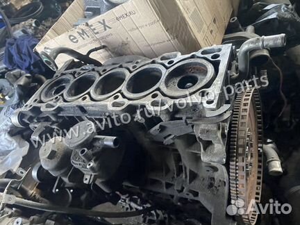 Шорт-блок В сборе Volvo V70 XC70 2.4 D5 2007-2009