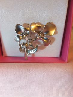Винтажная брошь-цветочек