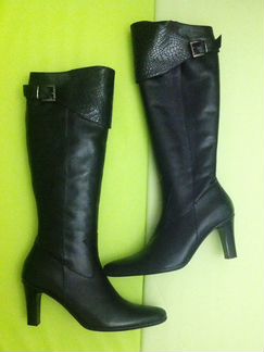 Сапоги зимние новые Италия Carvela р-р 39