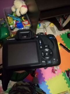 Зеркальный фотоаппарат
