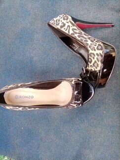 Босоножки женские