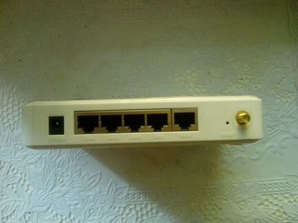 Wifi роутер Zyxel p-330W EE в хорошем состоянии