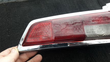 Задний правый фонарь mercedes benz W110