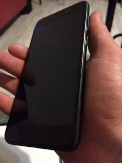 Мобильный телефон