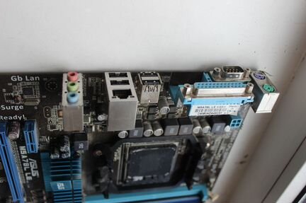 Asus M5A78L LE amd Socket AM3+