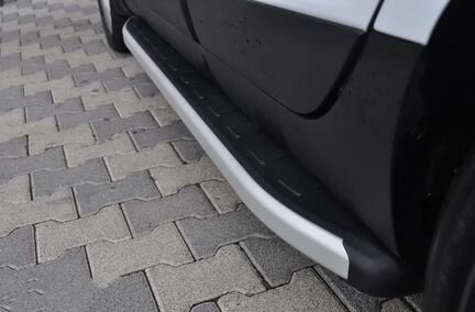 Пороги Подножки Dolunay на авто