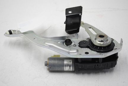 Электропривод крышки багажника Mercedes W205