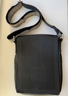 Сумка givenchy