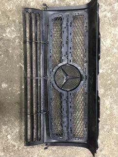 Решетка радиатора(оригинал) W463 гелик