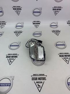 Дхо правый в передний бампер Volvo XC60 2014-2018