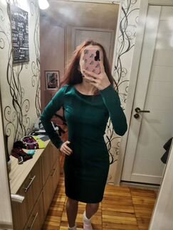 Зеленое платье