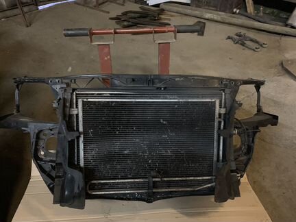 Панель передняя Audi A4 B7 2,0 TDI
